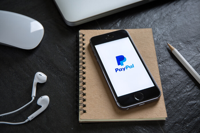PayPal auf Smartphone-Display