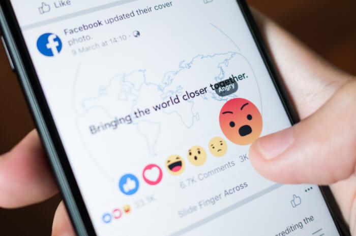 Facebook-Reactions: Wütend wird ausgewählt