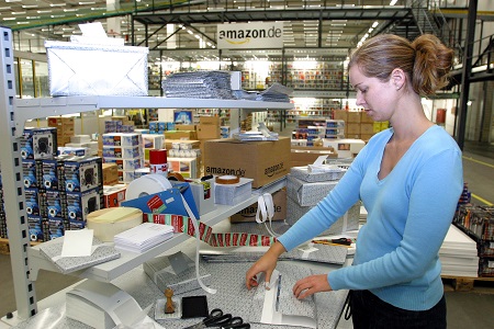 Amazon lagert Teile der Logistik nach Polen aus.