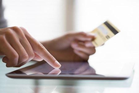Online-Einkauf mit Kreditkarte