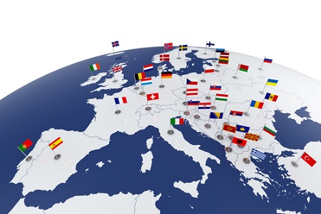Karte von Europa mit Flaggen