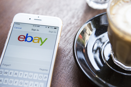 Ebay Logo auf mobilem Screen