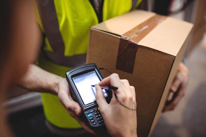 Logistik: Paketlieferung an Endkunde