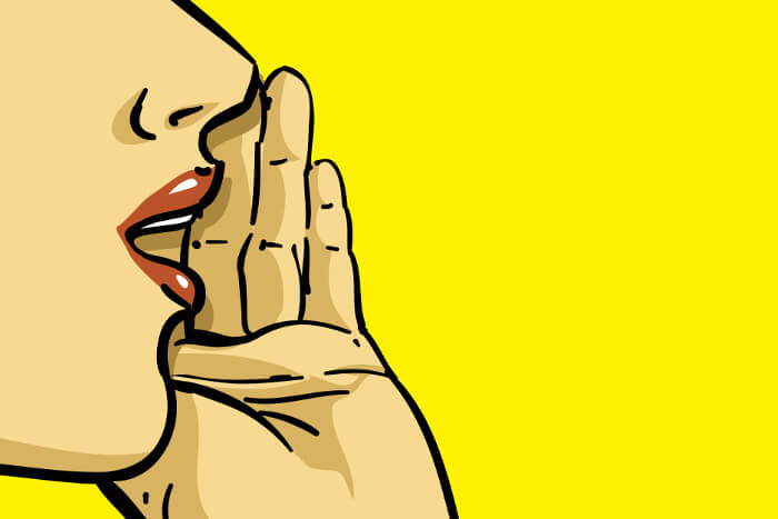 Pop Art Bild: Frau spricht und hält sich dabei die Hand an den Mund