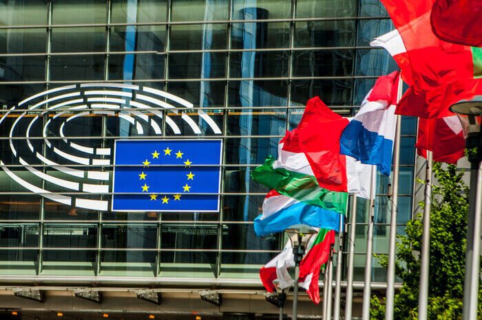 Eingang EU Parlament in Brüssel 