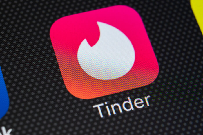 Tinder-App auf Smartphone