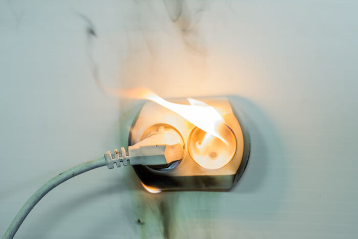 Elekrogerät, das in Brand gerät