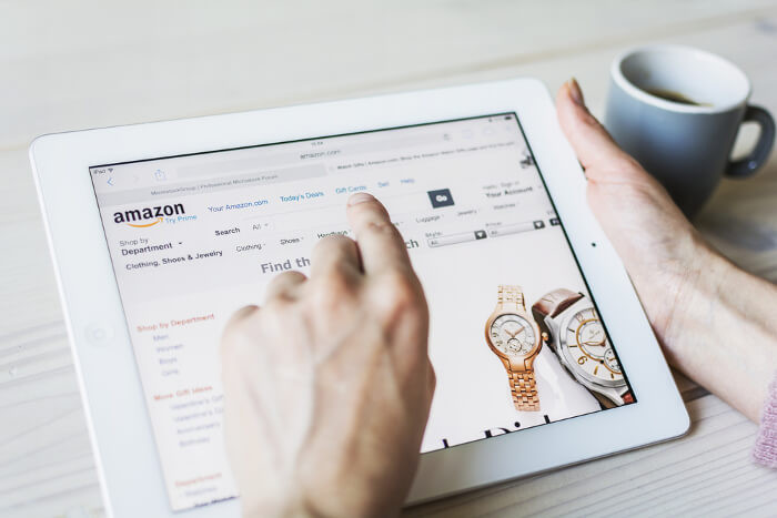 Amazon-Website auf Tablet