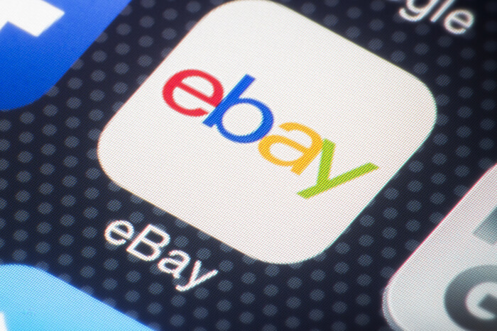 Ebay  App auf einem Smartphone