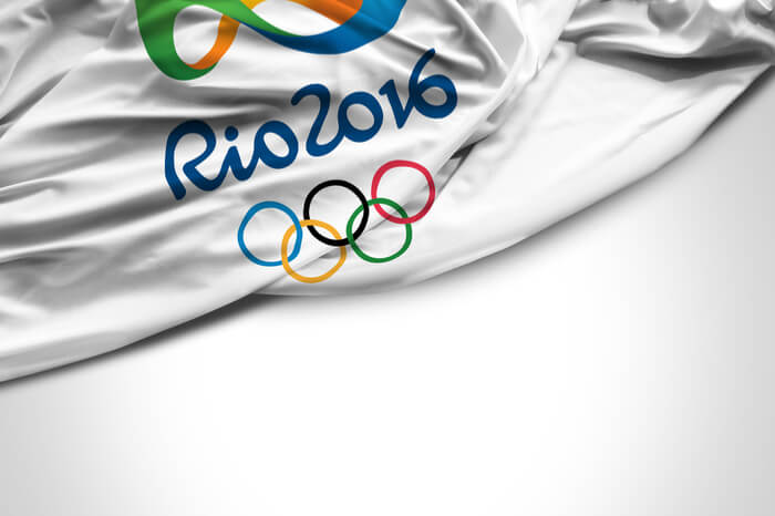 Flagge von den Olympischen Spielen 2016 in Rio auf weisem Hintergrund.
