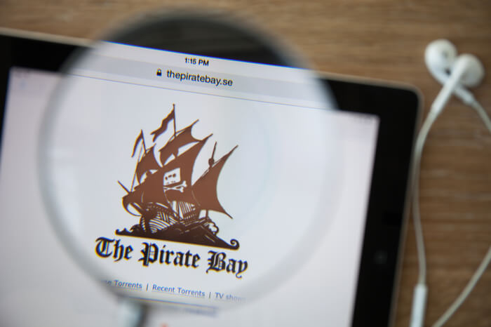 Foto der Pirate Bay Homepage auf einem Ipad.