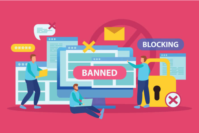 Menschen vor Bildschirmen mit Blocking und Banned
