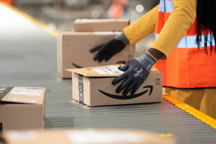 Amazon-Pakete in der Logistik