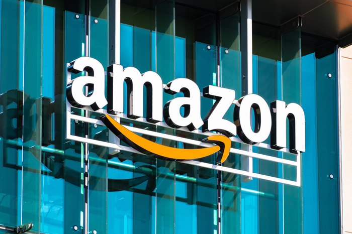 Amazon Logo an Gebäude