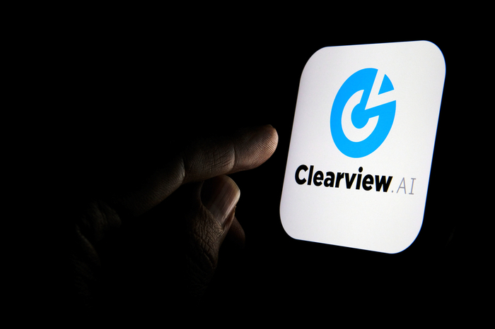 Clearview AI doit payer une amende de 20 millions d'euros