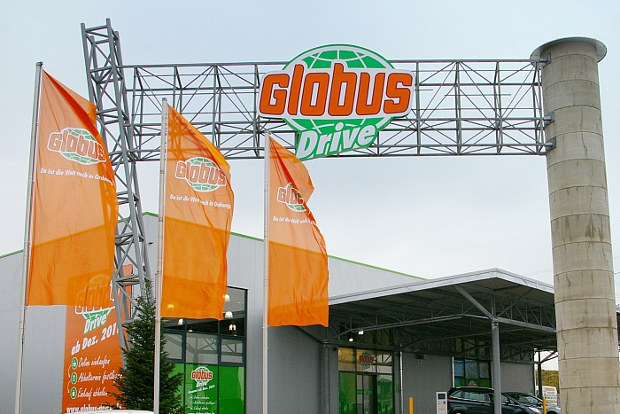 Globus Drive Logo vor Ort