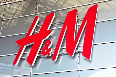 H&M-Logo an einer Filiale