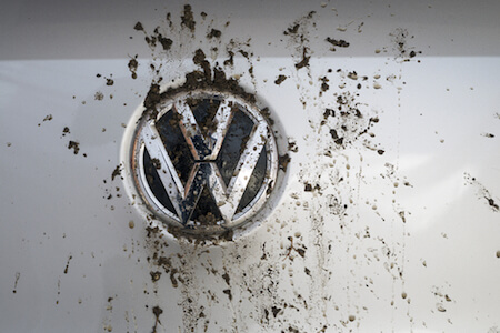 verdrecktes VW-Logo