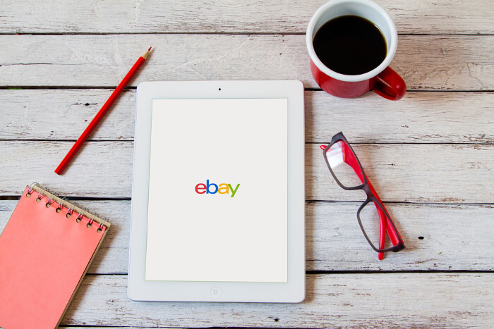 Ebay Logo auf Tablet