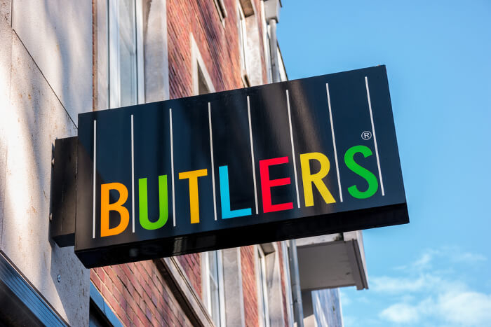 Butlers Firmenlogo in Straßenzeile
